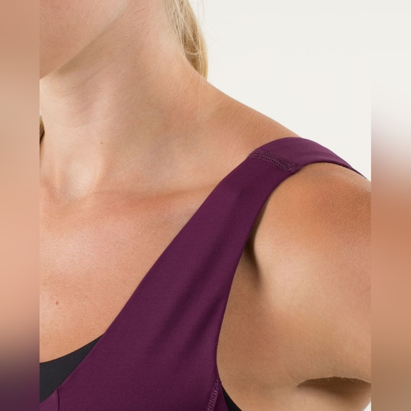 Lululemon Hustle & Bustle Tank - Picture 7 of 8